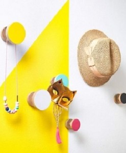 Wooden Hook Small Black